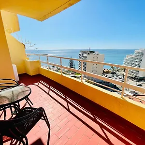 https://apartamentos-orfeo-azul.1costadelsol.com